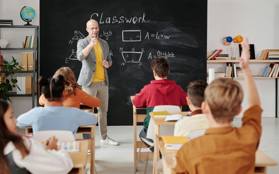 Paraula de Nen: Els educadors hem de ser uns mags de l’escola